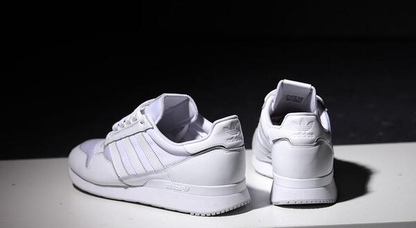 リトグラフ、400/500。 adidas-zx-500-og-triple-white-